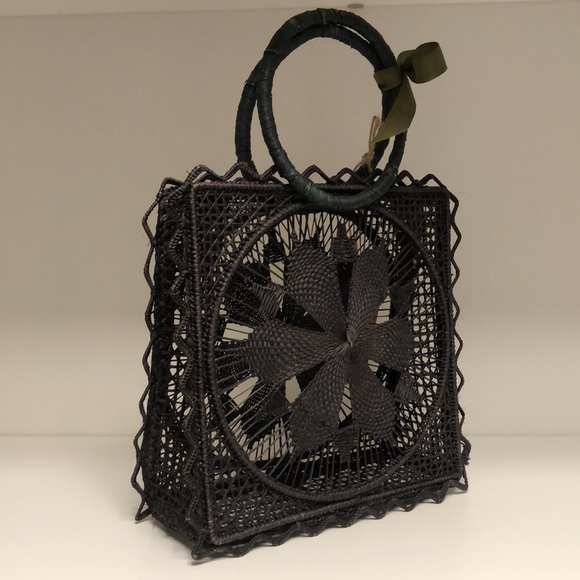 🎉HP🎉Wicker tote handcrafted - Picture 6 of 6